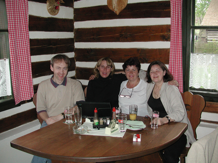 Ondrj Novotny, Ginni Swanton, Johanna Rauschfuss and Jitka Jandova.jpg 441.2K